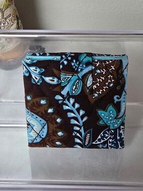 NWOT Vera Bradley Java Blue Mirror Retired Pattern